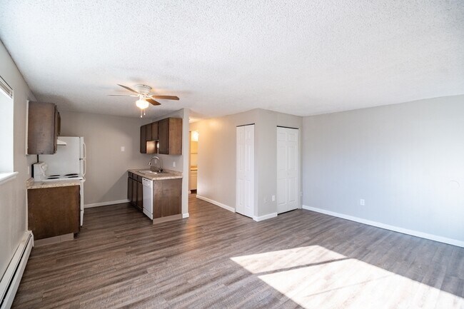 Foto del edificio - 3600 S Lowell Blvd