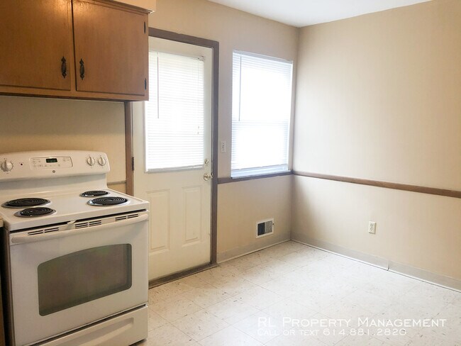 Building Photo - 5830 Arborwood Dr