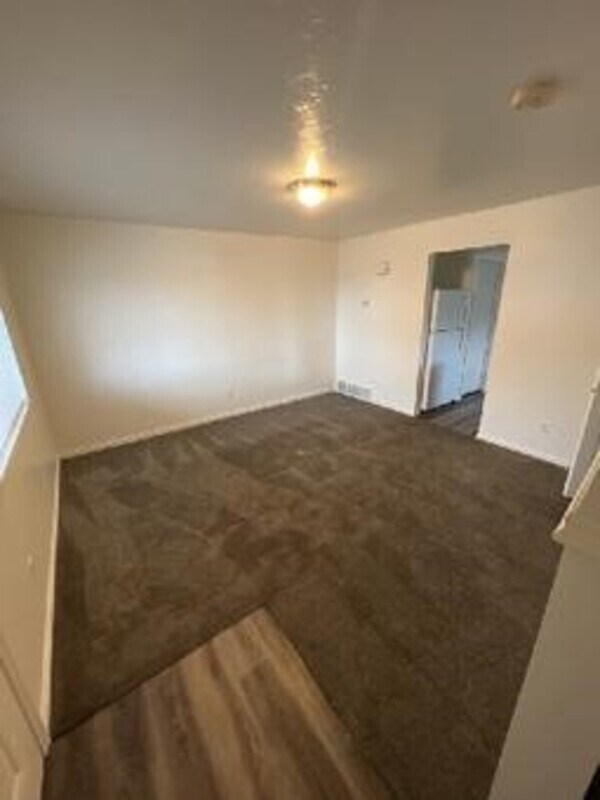 Foto del edificio - 15080 N 5400 W