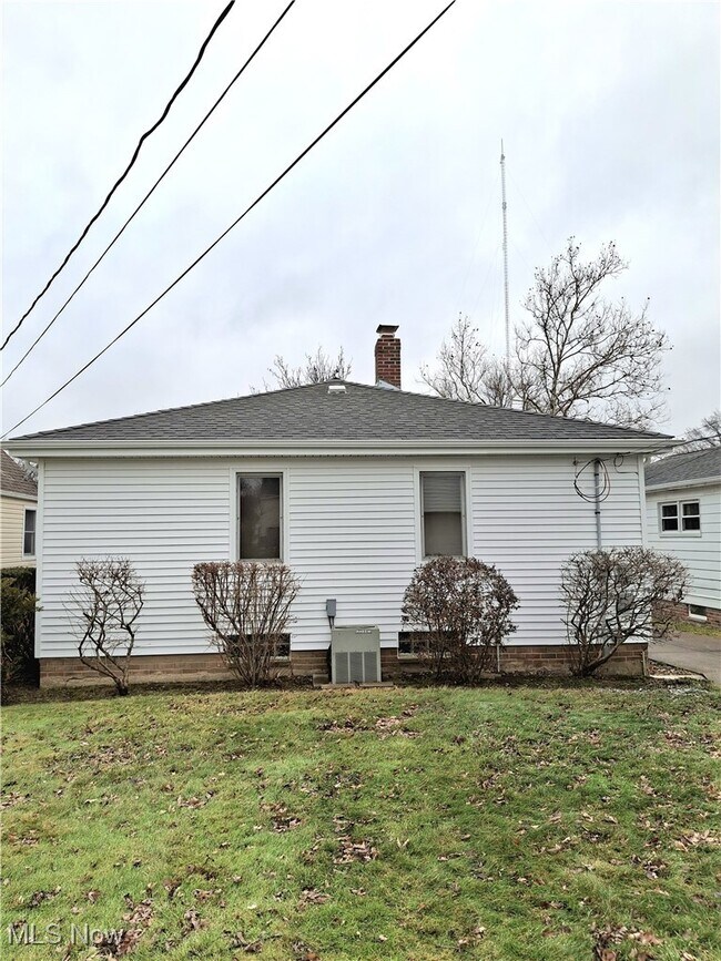 Foto del edificio - 2903 Center Dr