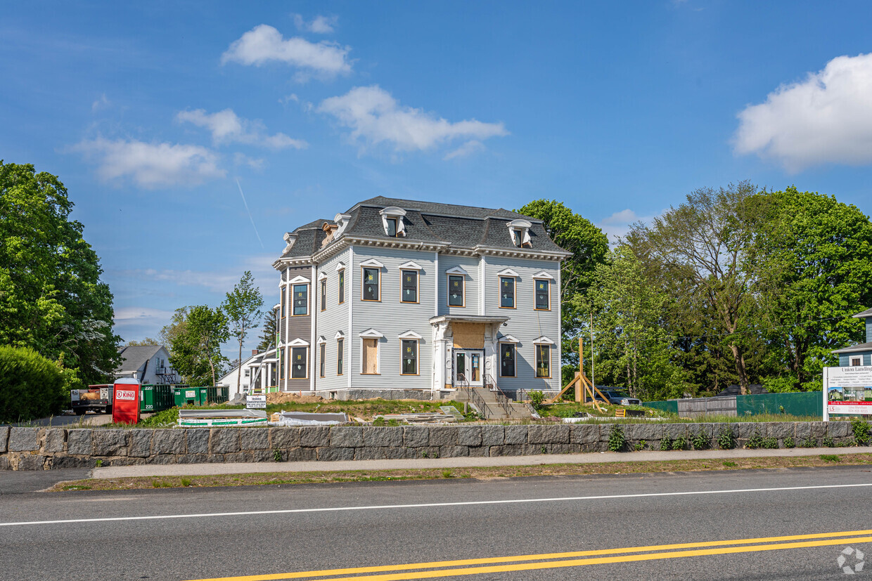 Building Photo - 46 Union St
