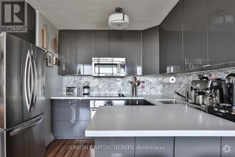 Building Photo - 40-2040 Homewood Ave