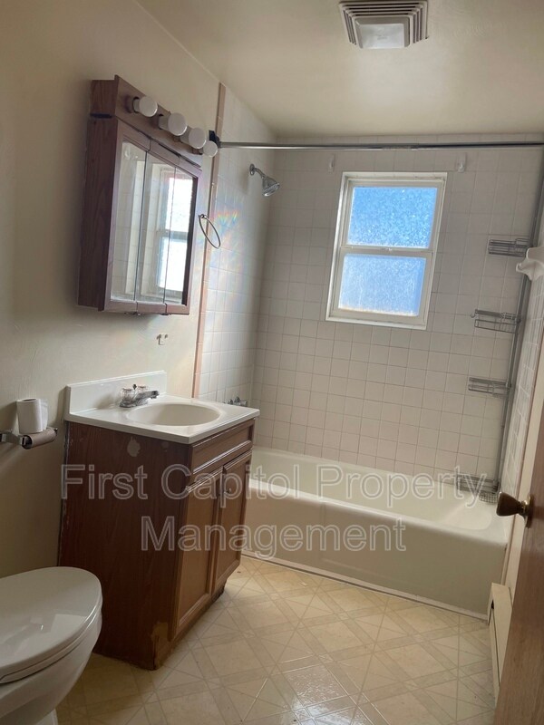 Building Photo - 47 W Hanover St