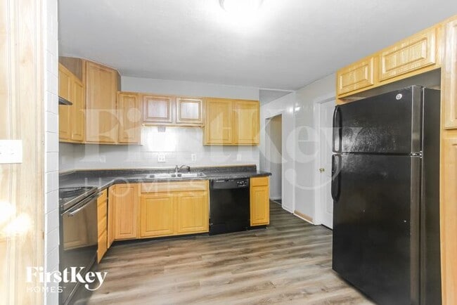 Foto del edificio - 1281 Tree Top Ln