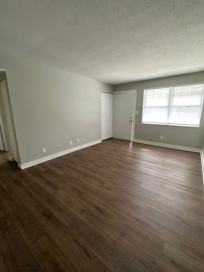 Photo - 2263 U.S. 52 (W Apartment