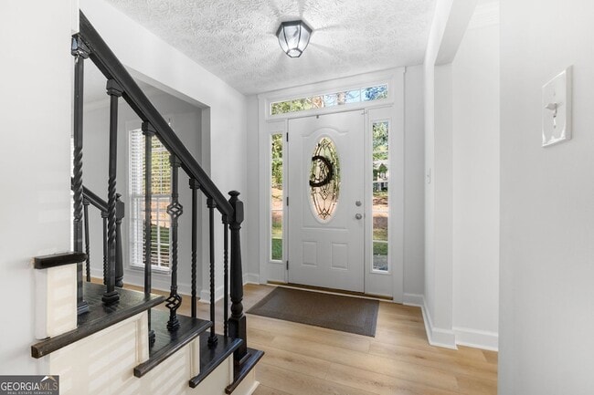 Building Photo - 100 Kimmer Rd