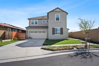 Building Photo - 2480 Iverstone St