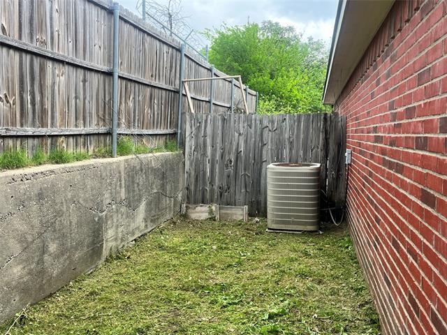 Foto del edificio - 1117 Weston Dr