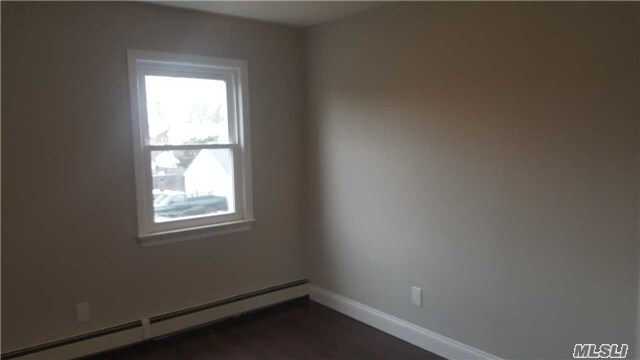 Foto del edificio - 380 S 6th St