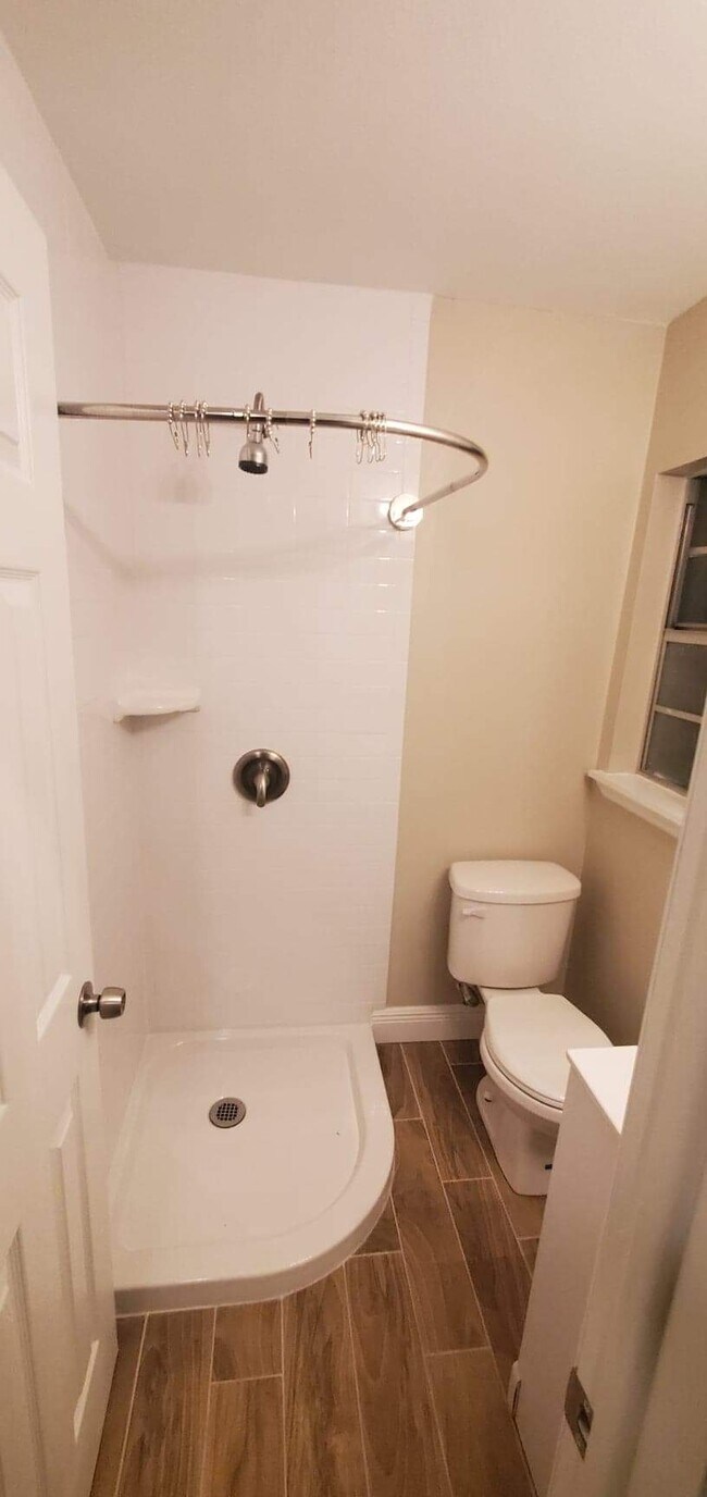 Building Photo - 4520 Royal Elm Dr
