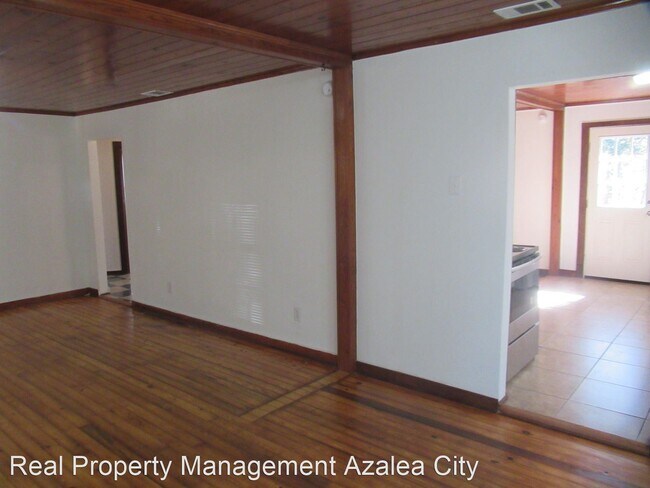 Foto del edificio - 2 br, 1 bath House - 3412 Laverne Dr. E