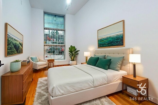 Photo - Myrtle Avenue Apartment