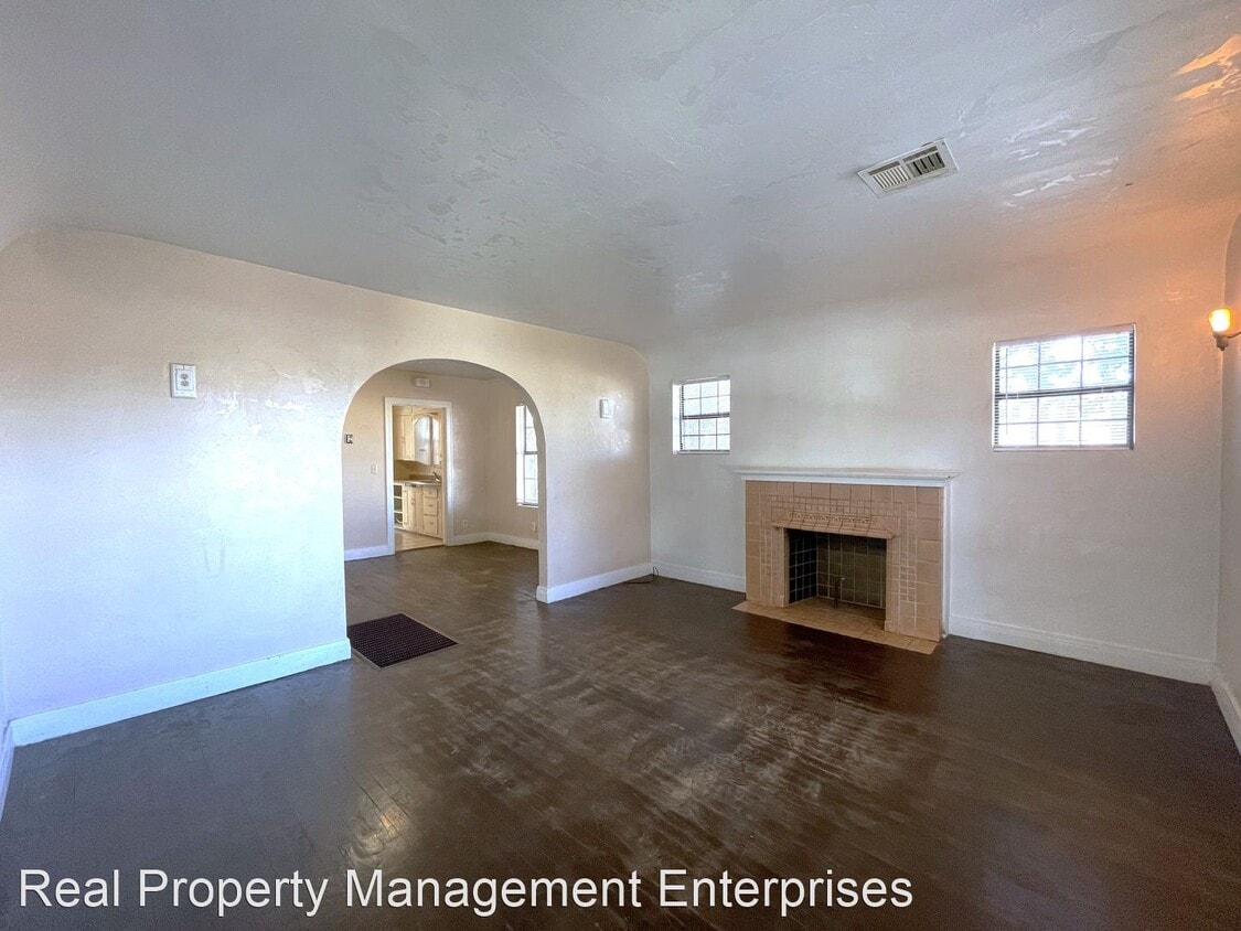 Primary Photo - 2 br, 1 bath House - 3644 NW 13th St