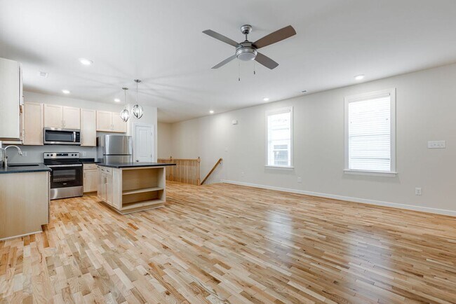 Foto del edificio - 1101 Oakwood Ave