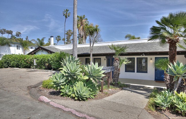 Building Photo - 1514 Eucalyptus Hill Rd