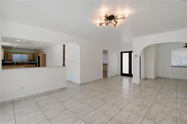 Building Photo - 9200 SW 62nd St