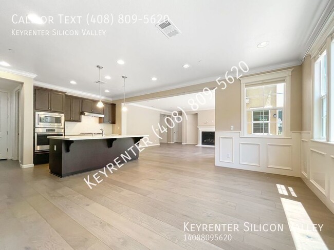 Building Photo - 6671 Bogiala Way