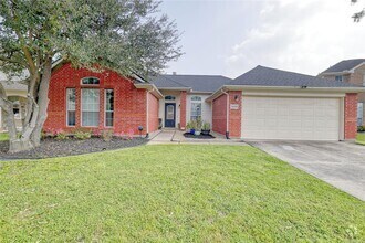 Building Photo - 16439 Sunlamp Ct