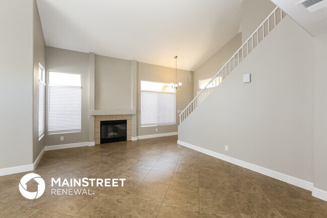 Foto del edificio - 5032 Jacarilla Ln