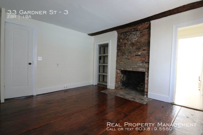 Building Photo - Charming 2 BD apartment in great location!