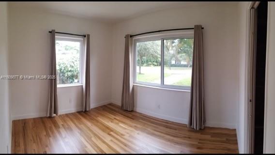 Foto del edificio - 1383 NE 34th Ct