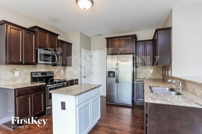 Foto del edificio - 146 Marsh Creek Dr