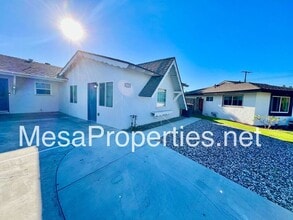 Building Photo - 3662 Chateau Ct