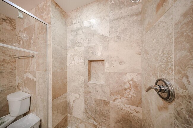 Foto del edificio - 7121 E Rancho Vista Dr