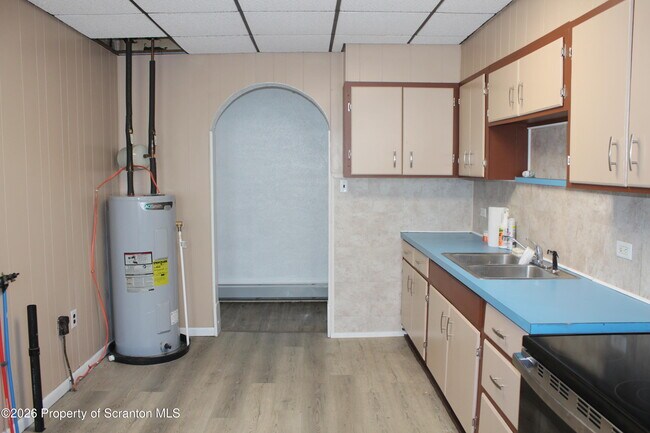 Foto del edificio - 61 Fallbrook St
