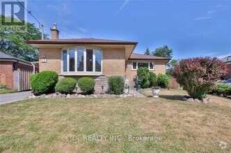 Building Photo - 11 Tordale Crescent