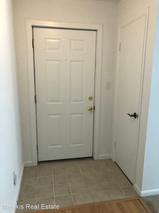 Building Photo - 1 br, 1 bath House - 13400 Shady Knoll Dr ...