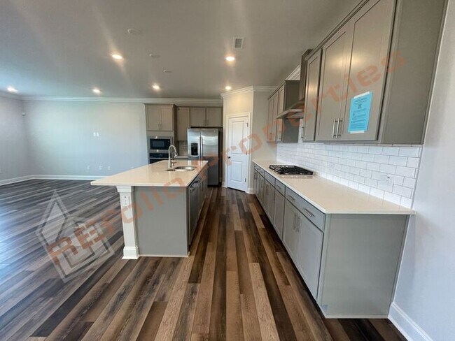 Foto del edificio - Amazing Brand New 4 Bedroom 3 Bathroom Hou...