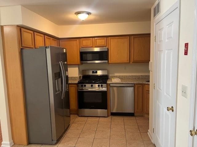 Primary Photo - 1031 Clinton St