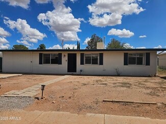 Building Photo - 310 2nd St