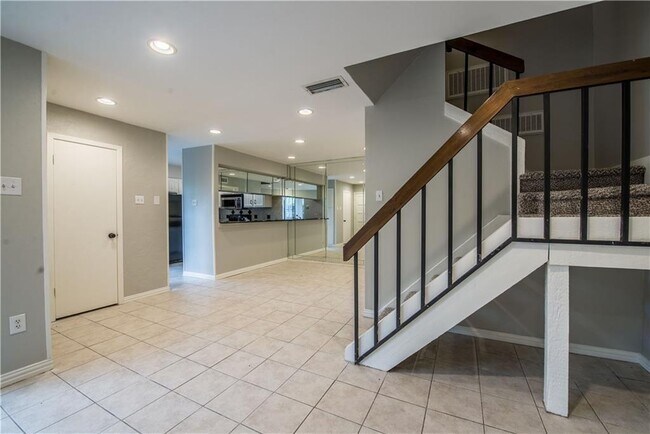Foto del edificio - 5626 Preston Oaks Rd