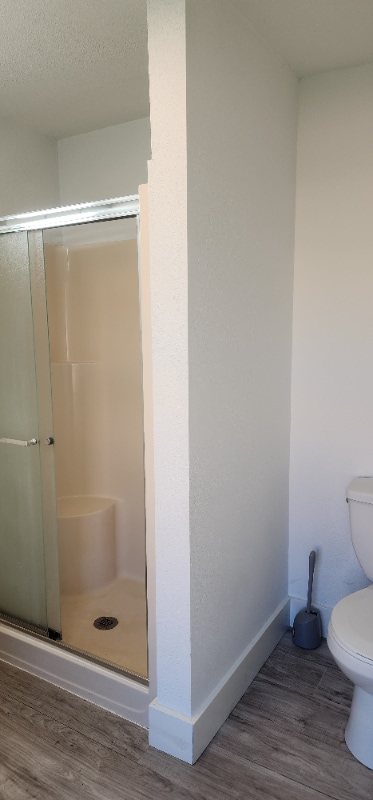 Foto del edificio - 1112 Robert Bush Drive West