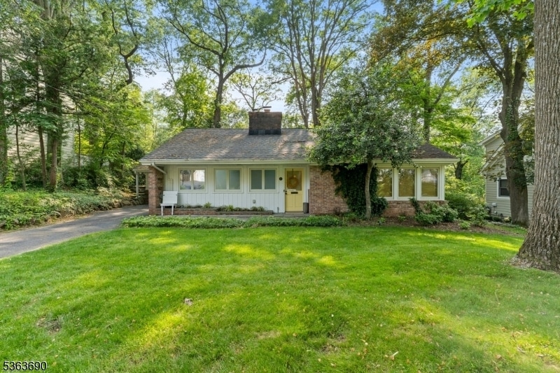 Primary Photo - 76 Beech Ave