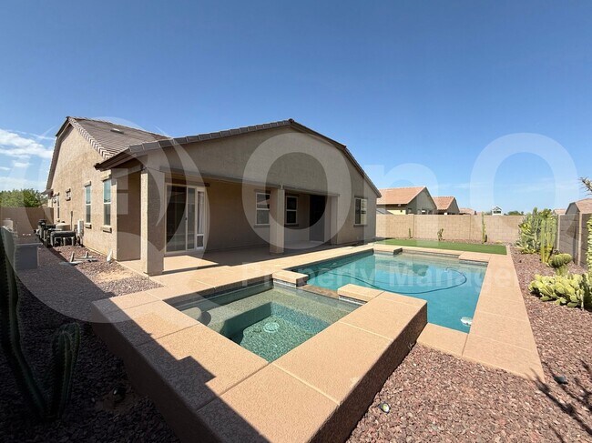 Building Photo - 1726 E Verano Way