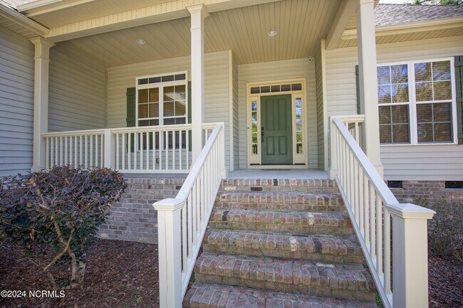 Building Photo - 40 Spring Lake Dr