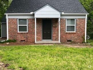 Building Photo - 807 N Gary Ave