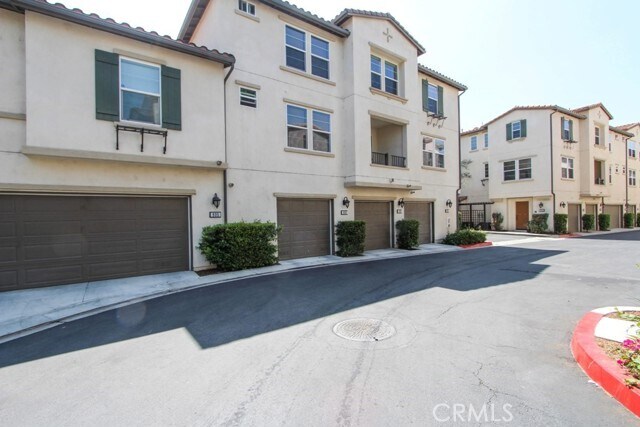 Building Photo - 941 S Bluff Rd