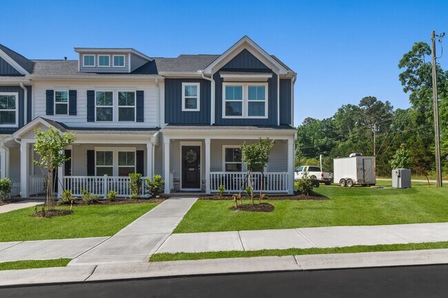 Foto del edificio - BRAND NEW TOWNHOMES IN LAURENS