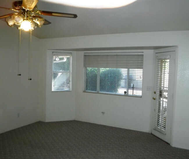 Foto del edificio - Beautiful 3bdrm-2ba in Mesa