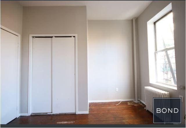 Building Photo - 543 E 5th St