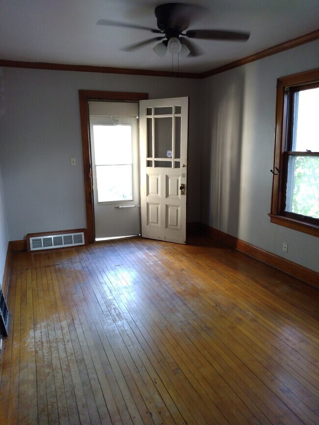 Foto del edificio - Cozy 1BED/1BATH Riverwest