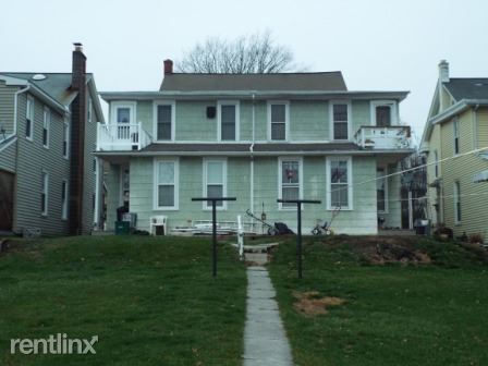 Building Photo - 346 E Park St