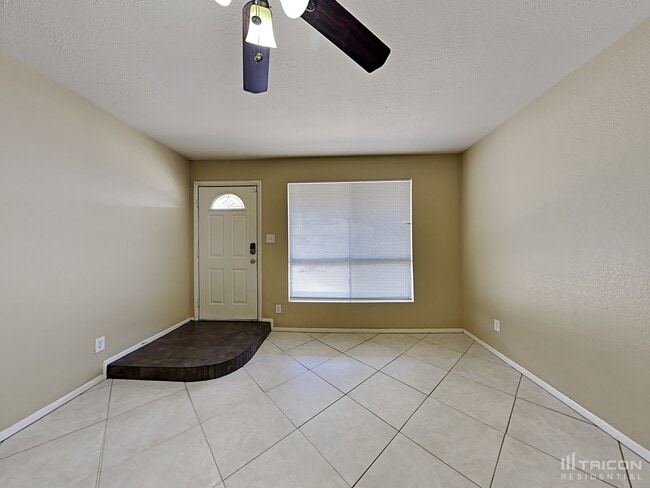 Foto del edificio - 19040 N 17th Ave