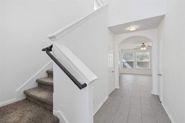 Foto del edificio - 82 W Twinvale Loop