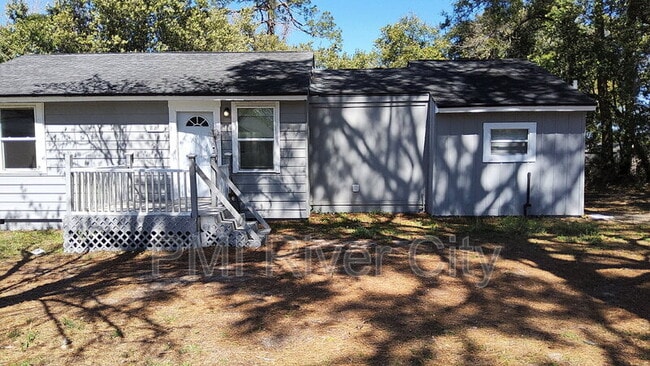 Building Photo - 821 Stanwick Rd