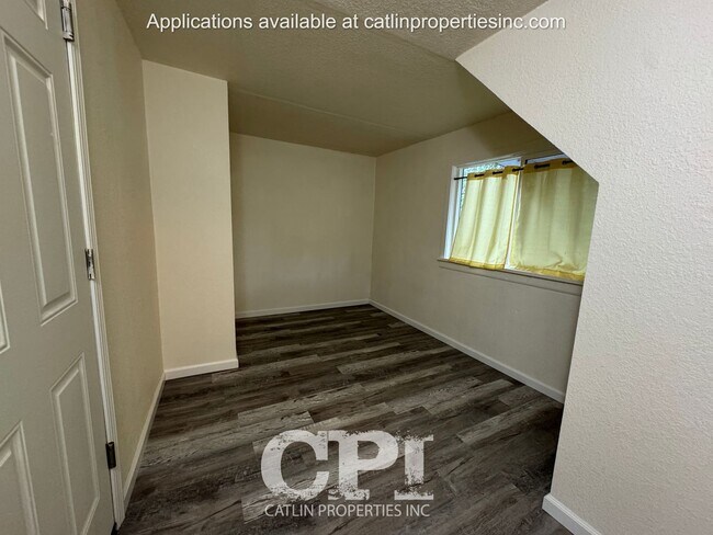 Foto del edificio - 409 Long Ave